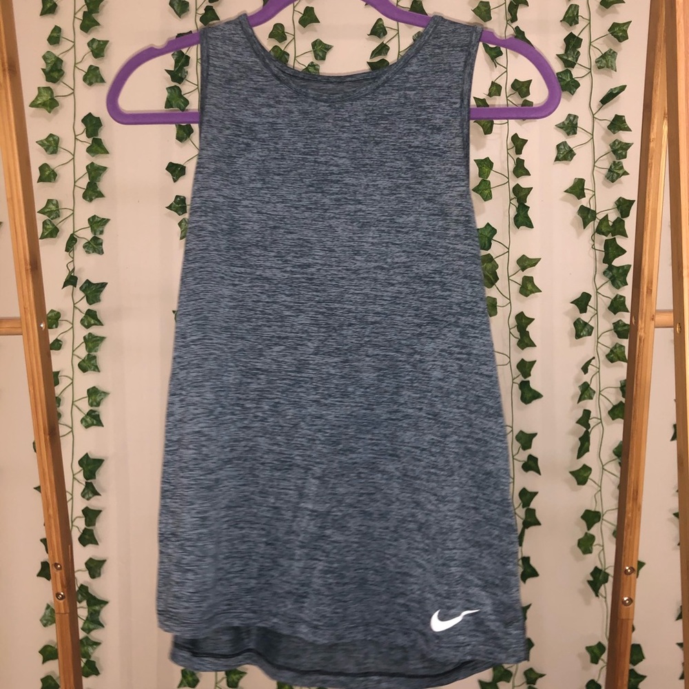 nike workout tank